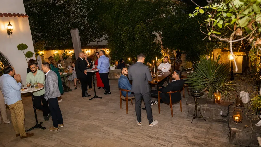 Bar privat de seară